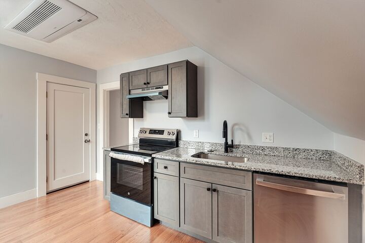 Property Photo:  24 Dunlap St 3  MA 01970 