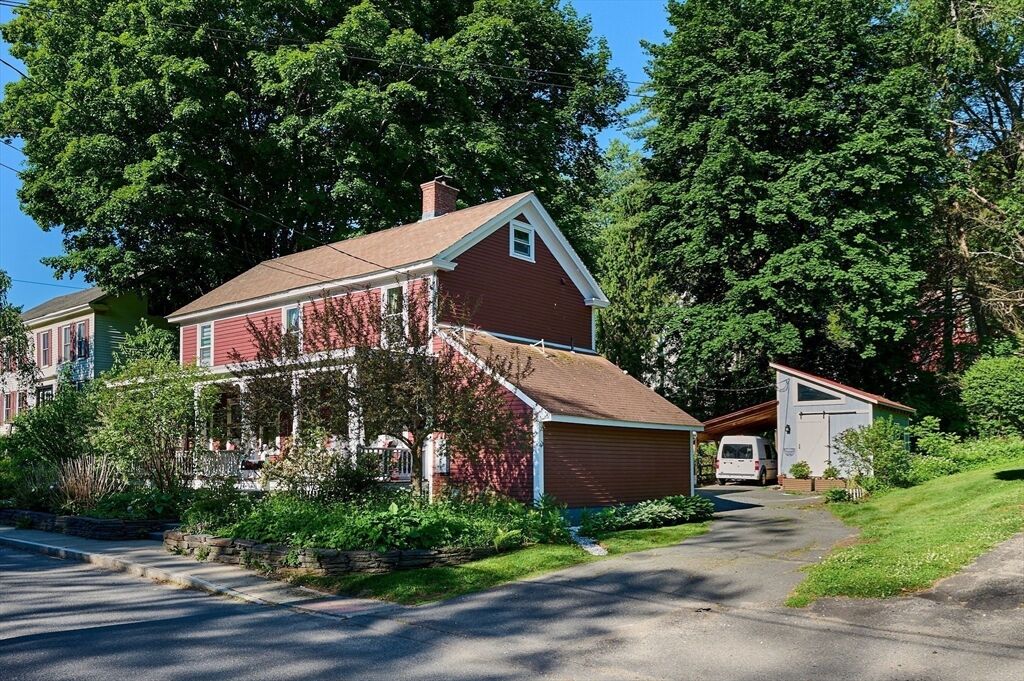 Property Photo:  34 Sears St  MA 01370 
