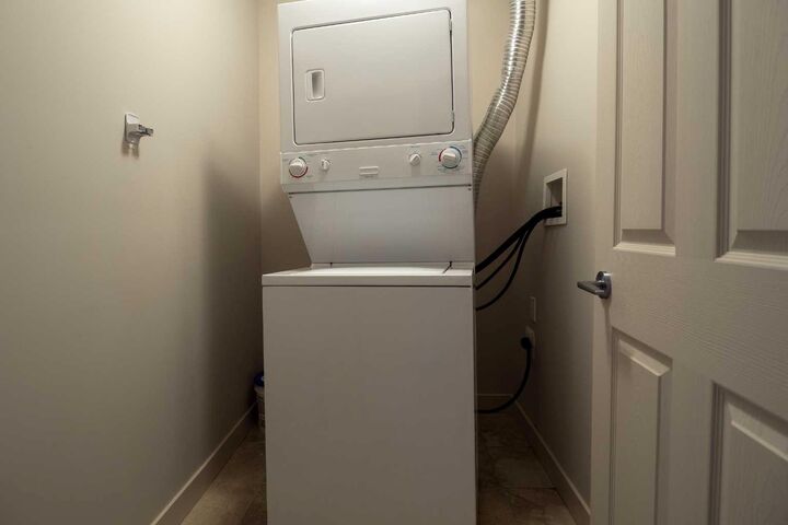 Property Photo: 8528 Manning Avenue 620 AB T9H 5G2