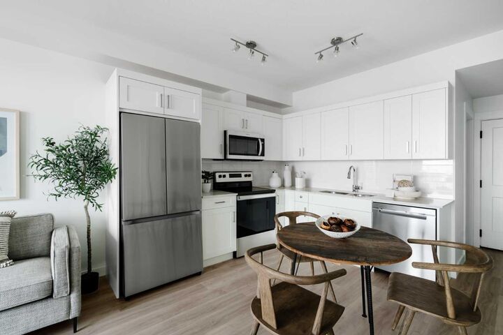 14910 1 Street NW 1316 — photo 1