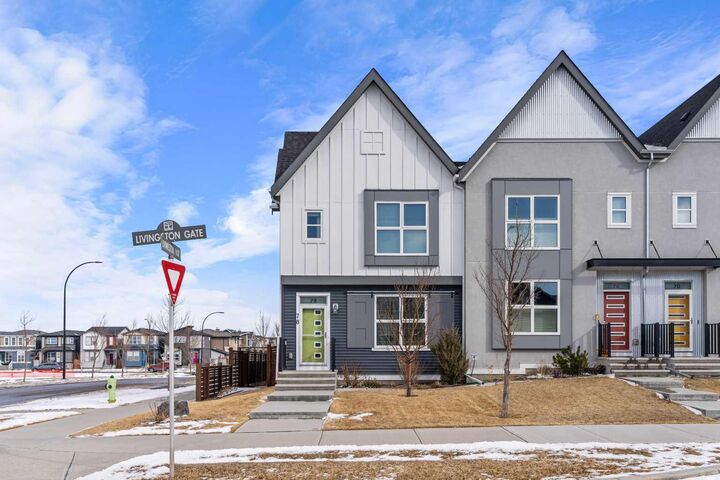 Property Photo:  78 Livingston Gate NE  AB T3P 0V2 