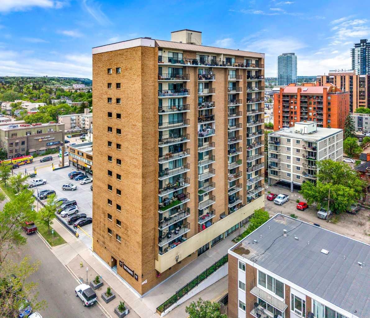Property Photo:  1330 15 Avenue SW 405  AB T3C 3N7 