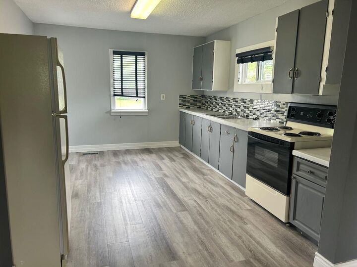 Property Photo:  1240 Newcastle Trail  AB T0J 0Y2 