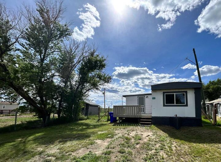 Property Photo: 441 2 Street AB T0J 2N0
