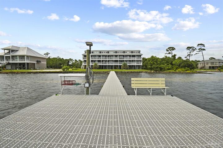 Property Photo: 5539 Soundside Dr C FL 32563