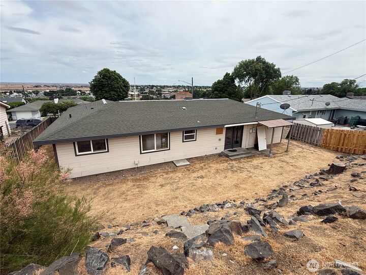 Property Photo:  401  Patrick Road  WA 98823 