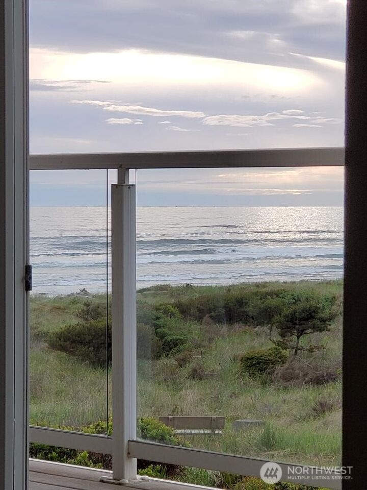 Property Photo:  1600 W Ocean Avenue 938  WA 98595 