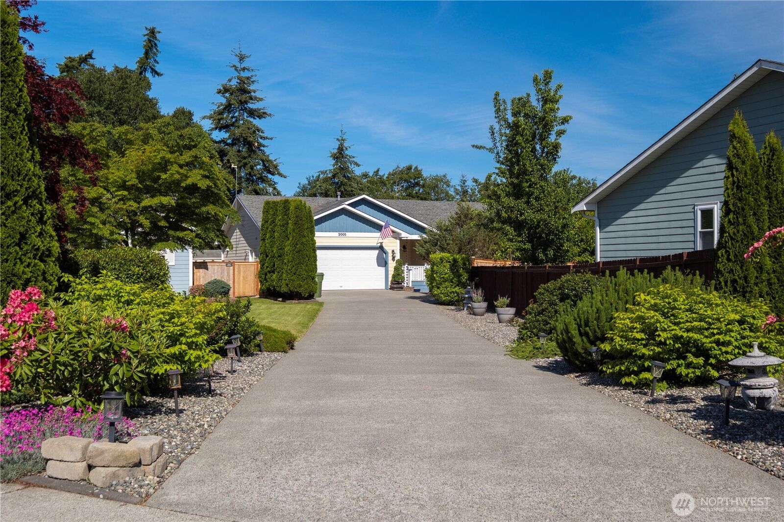 Property Photo: 2005 SW Rosario Place WA 98277