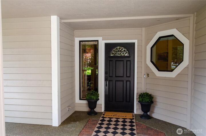 Property Photo: 1511 11th Lane WA 98333