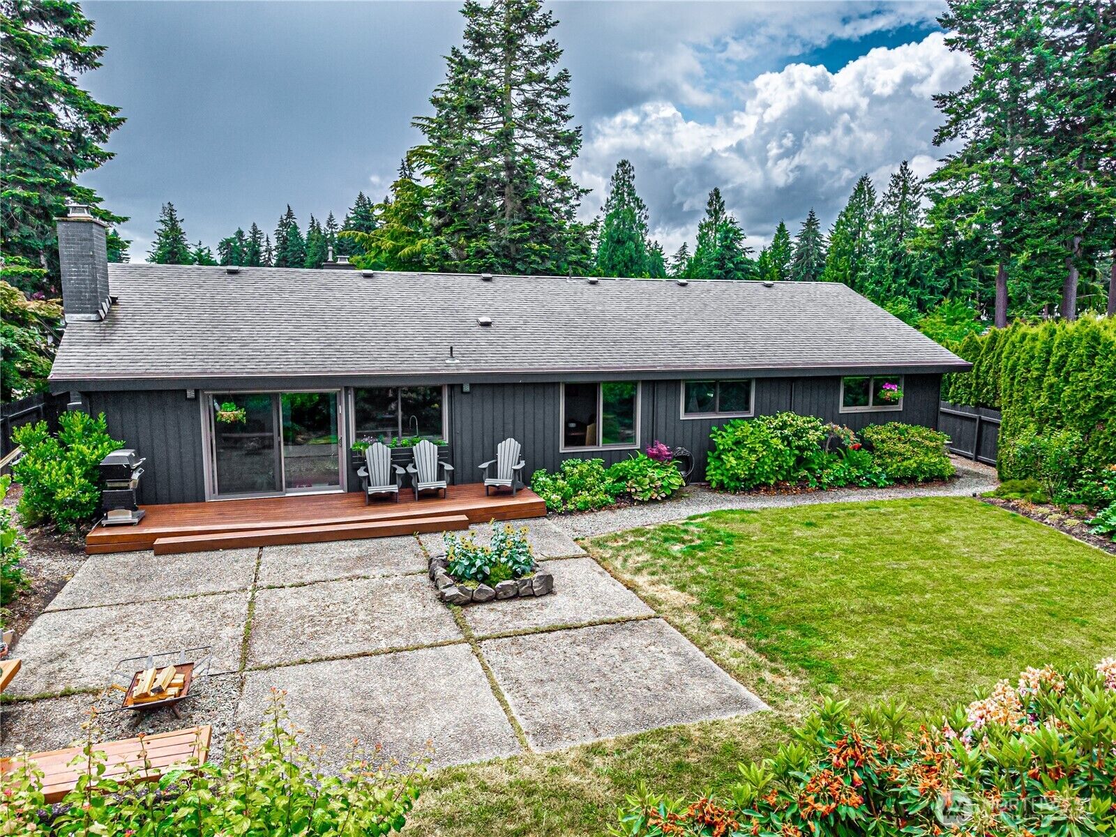 Property Photo: 29902 2nd Place SW WA 98023