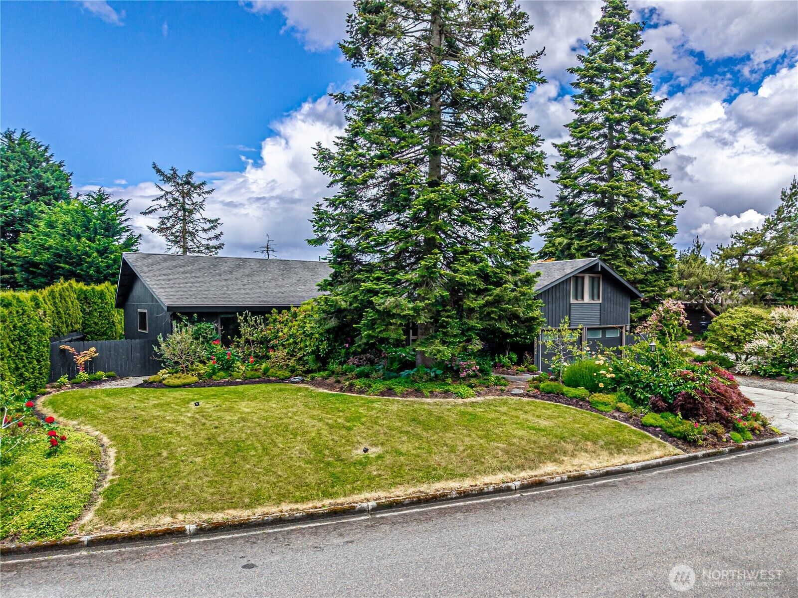 Property Photo:  29902  2nd Place SW  WA 98023 