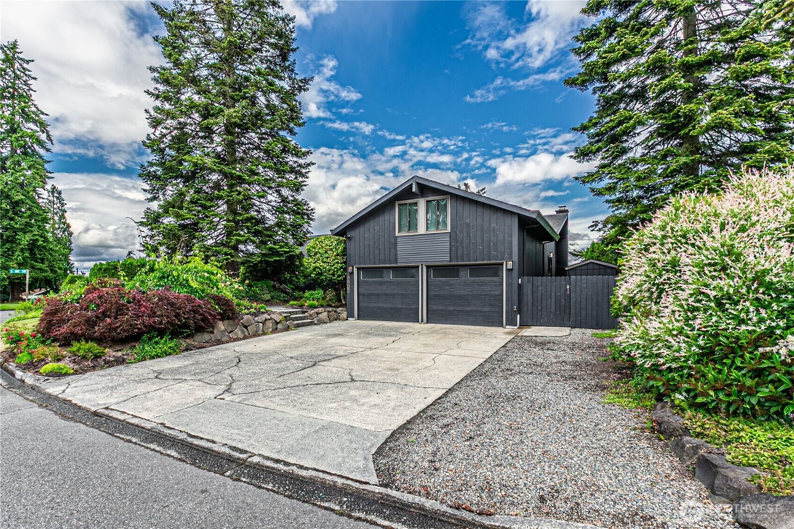 Property Photo: 29902 2nd Place SW WA 98023