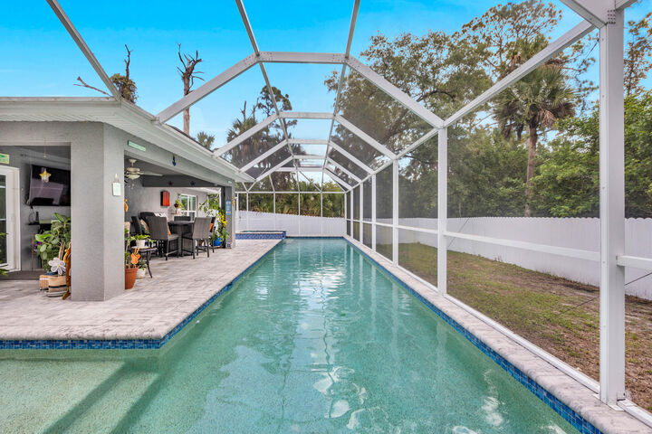 Property Photo:  6034 Twig Court  FL 33935 