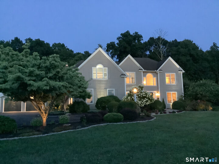 Property Photo:  25 Block Farm Road  CT 06468 