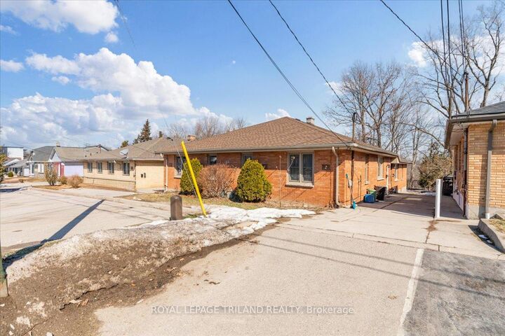 Property Photo: 250 Greenwood Avenue ON N6J 3G4