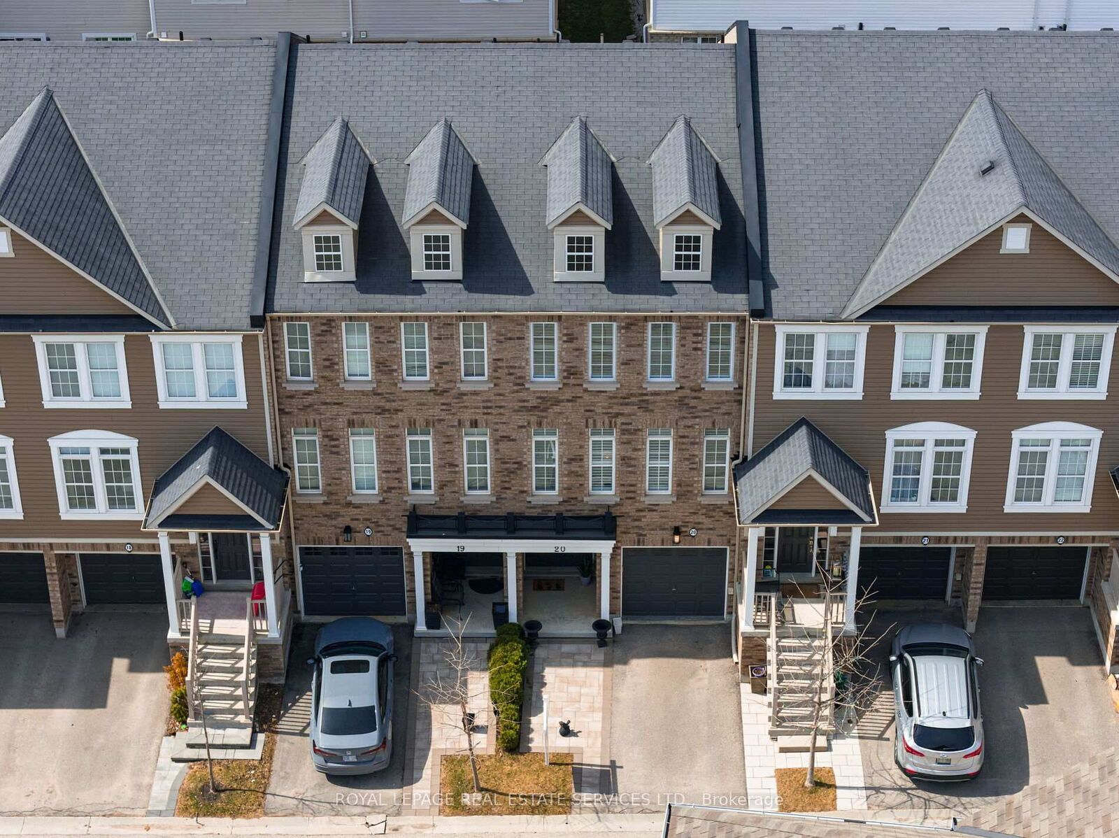 Property Photo: 4823 Thomas Alton Boulevard 20 ON L7M 0V2