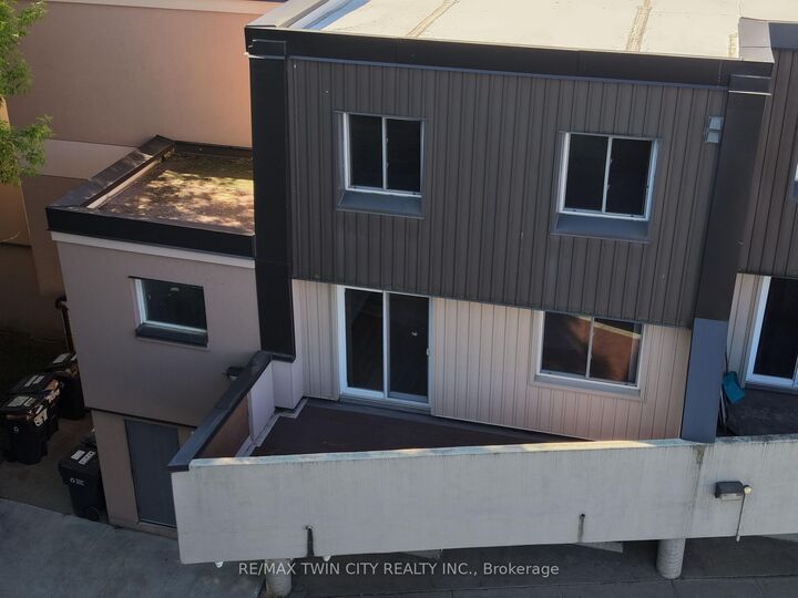 Property Photo: 40 Tannery Street E 265 ON N3C 2B9