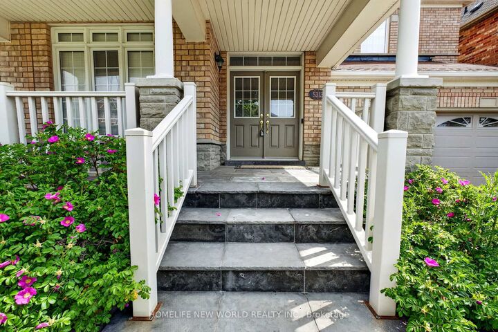 Property Photo:  5313 Longford Drive  ON L5M 0J2 