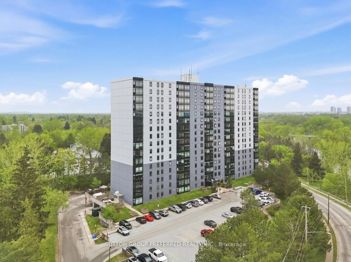 Property Photo: 45 Pond Mills Road 206 ON N5Z 4W5