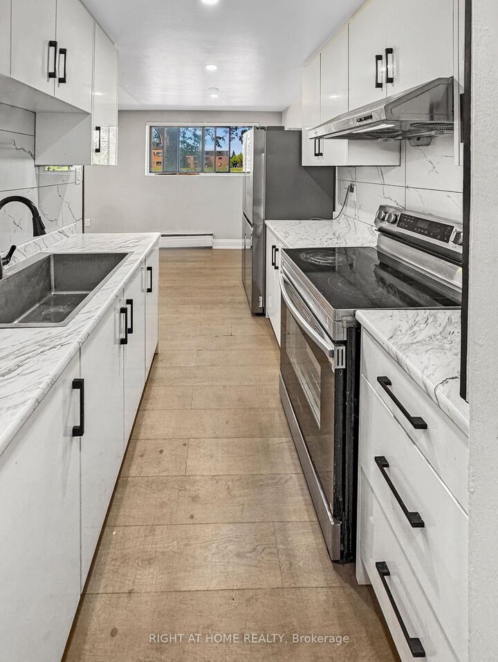 Property Photo: 1830 Dumont Street 101 ON N5W 2S1