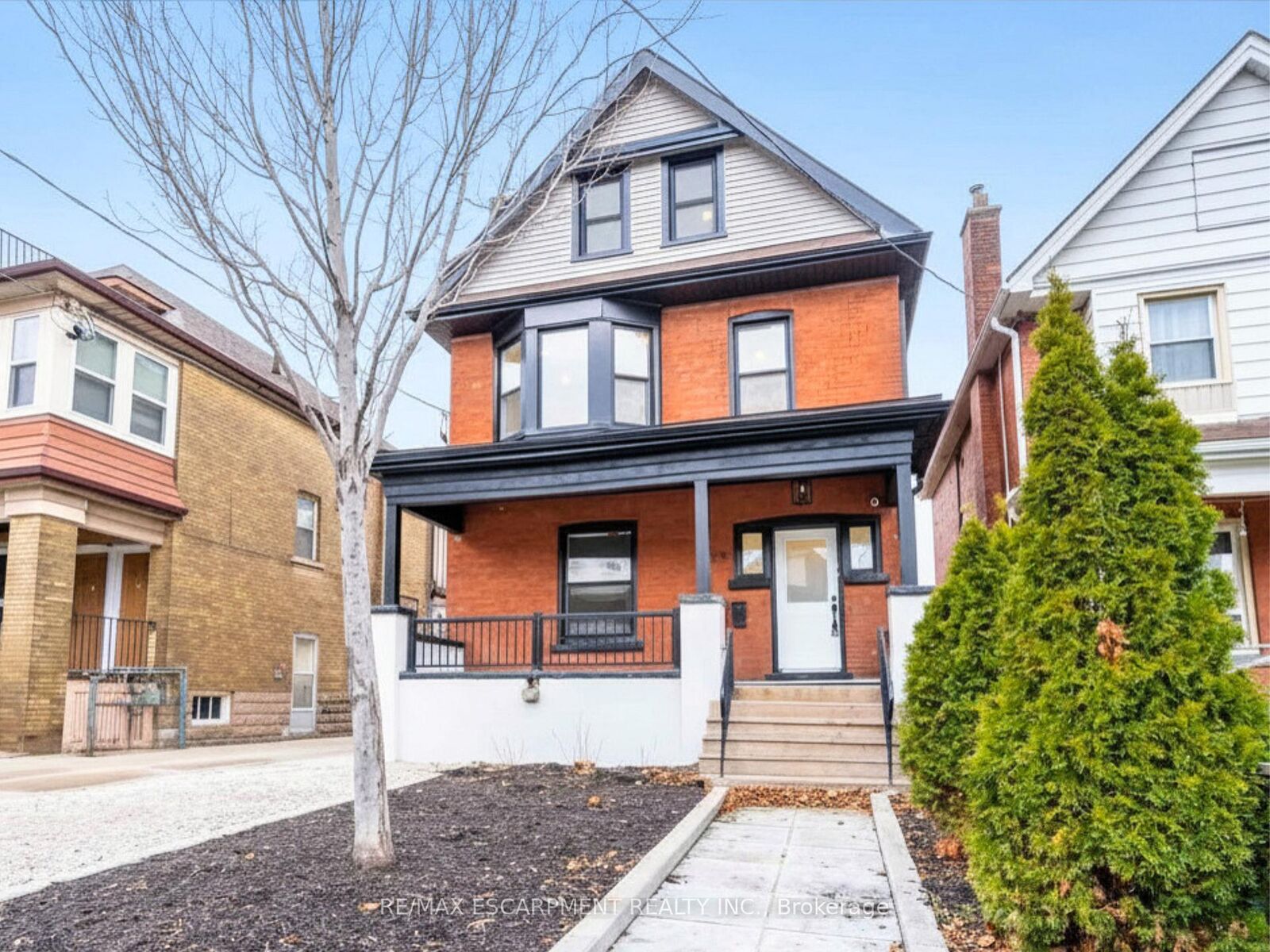 Property Photo: 204 Balsam Avenue S ON L8M 3B8