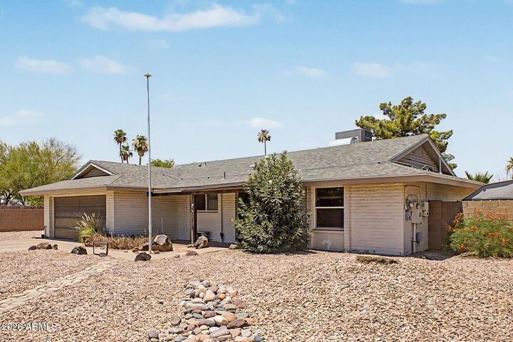 Property Photo:  1750 E Dartmouth Street  AZ 85203 