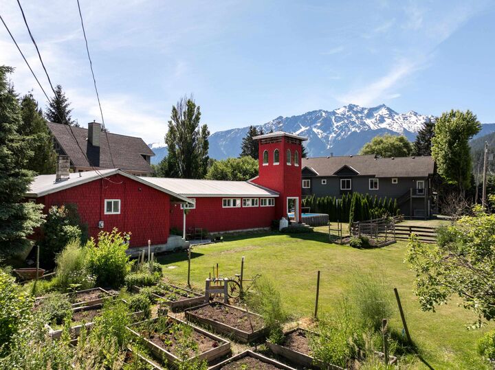 Property Photo: 7596 Taylor Road BC V0N 2L0