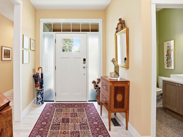 Property Photo: 795 Madison Place BC V0N 1V1