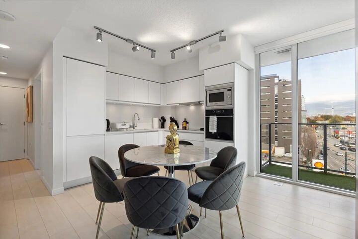 Property Photo:  180 E 2nd Avenue 507  BC V5T 0K4 