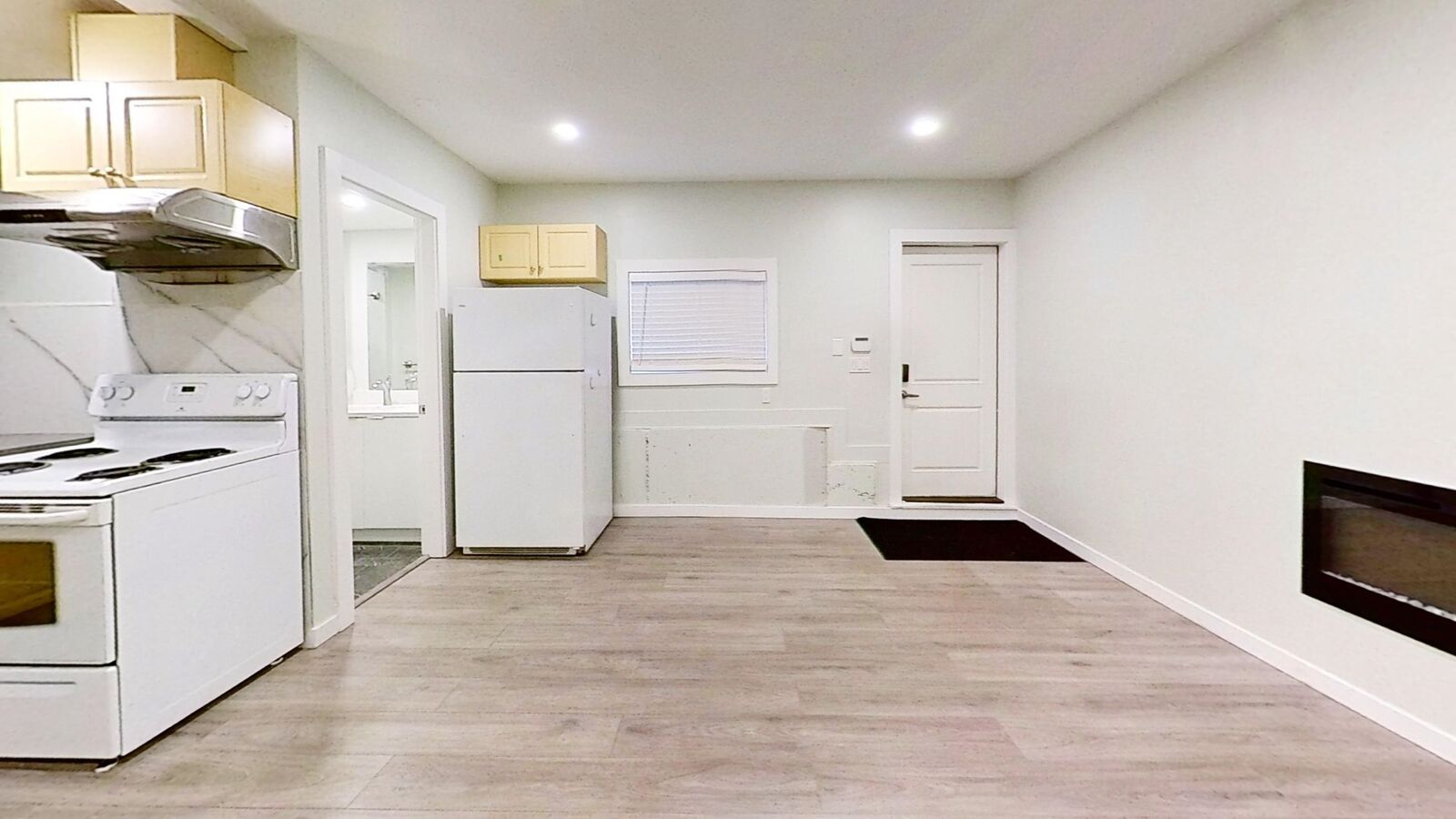 Property Photo:  966 Stewart Avenue  BC V3K 2N6 