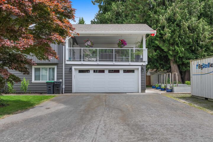 Property Photo: 20060 43A Avenue BC V2Z 2R7