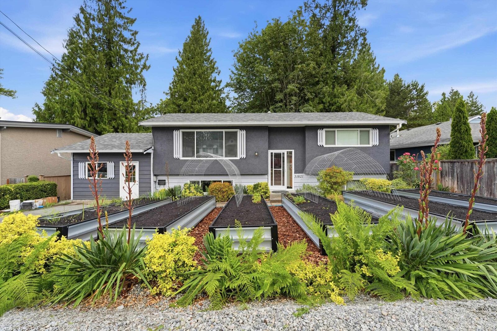 Property Photo: 31821 Silverdale Avenue BC V2V 2K8
