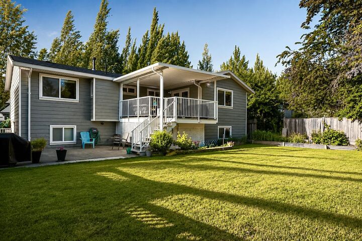 Property Photo: 18238 58B Avenue BC V3S 5V9