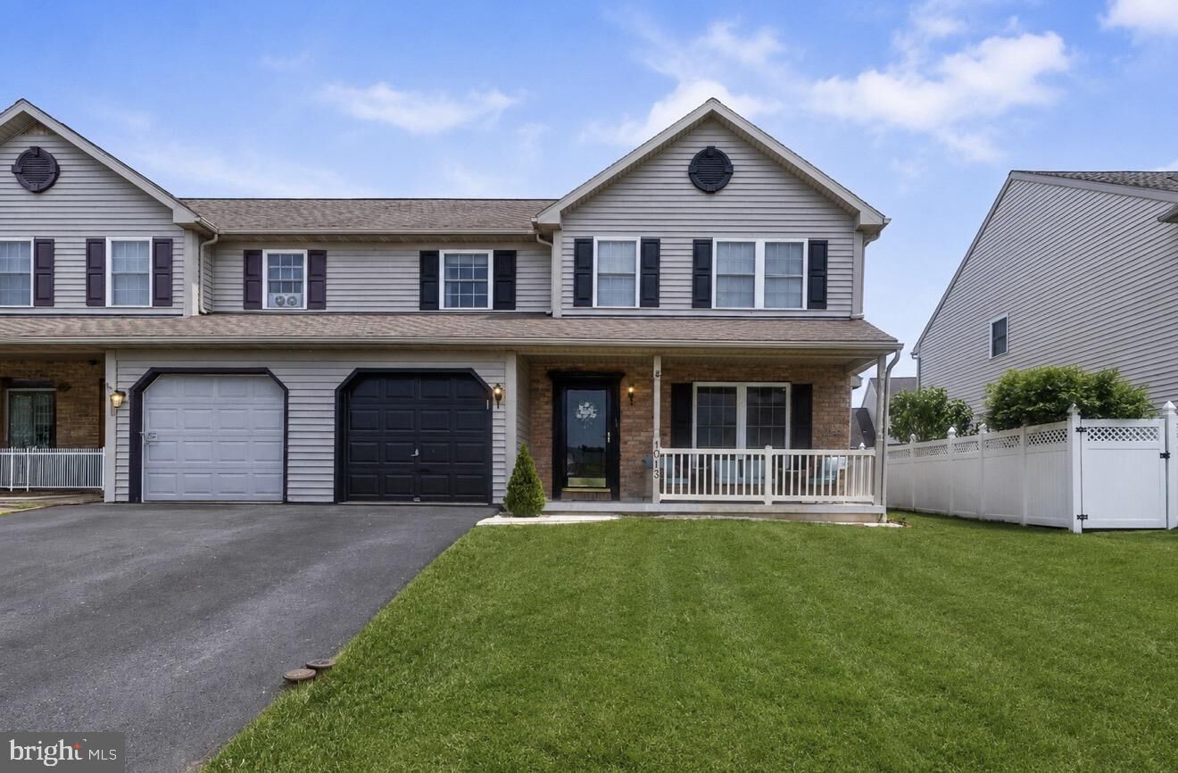 Property Photo: 1013 Parkway Drive PA 19605