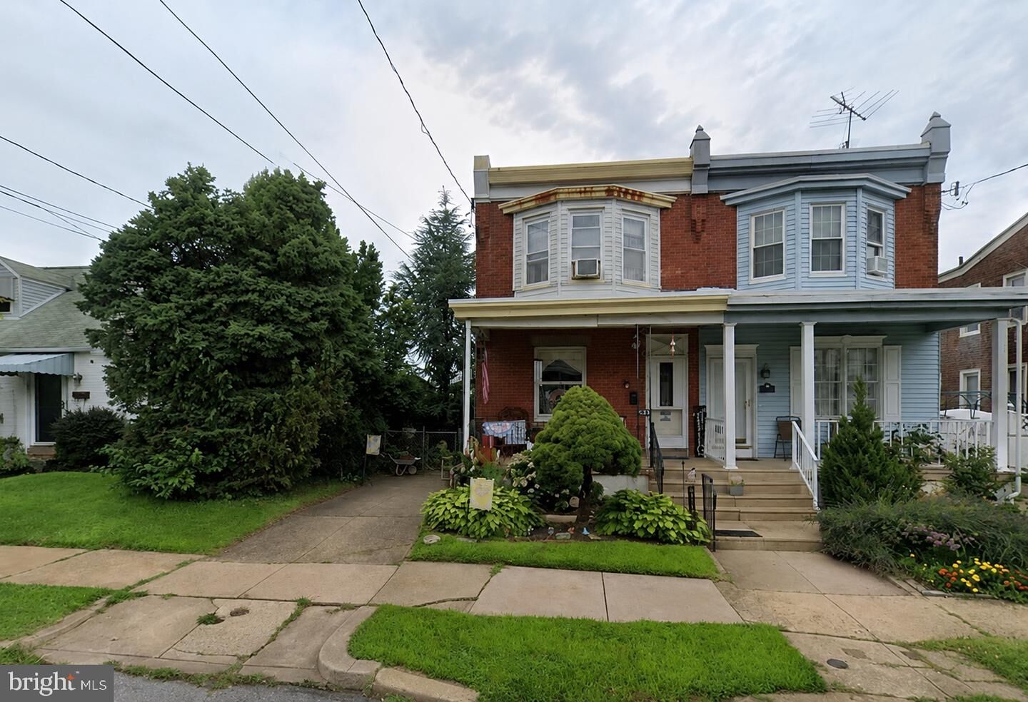 Property Photo:  529 Solly Avenue  PA 19111 