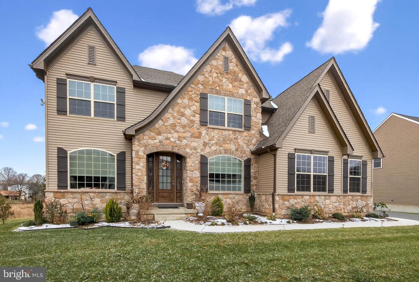 Property Photo: 454 E Delp Road PA 17601