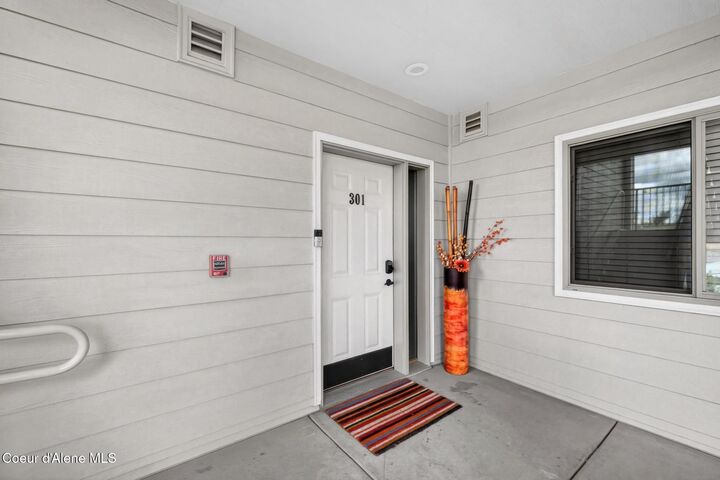 Property Photo:  415 W Waterside Dr 301  ID 83854 