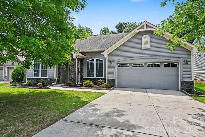 Property Photo: 1284 Kings Grove Drive SC 29745
