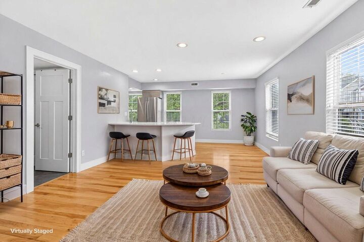 Property Photo: 1113 Oregon Avenue OH 43201