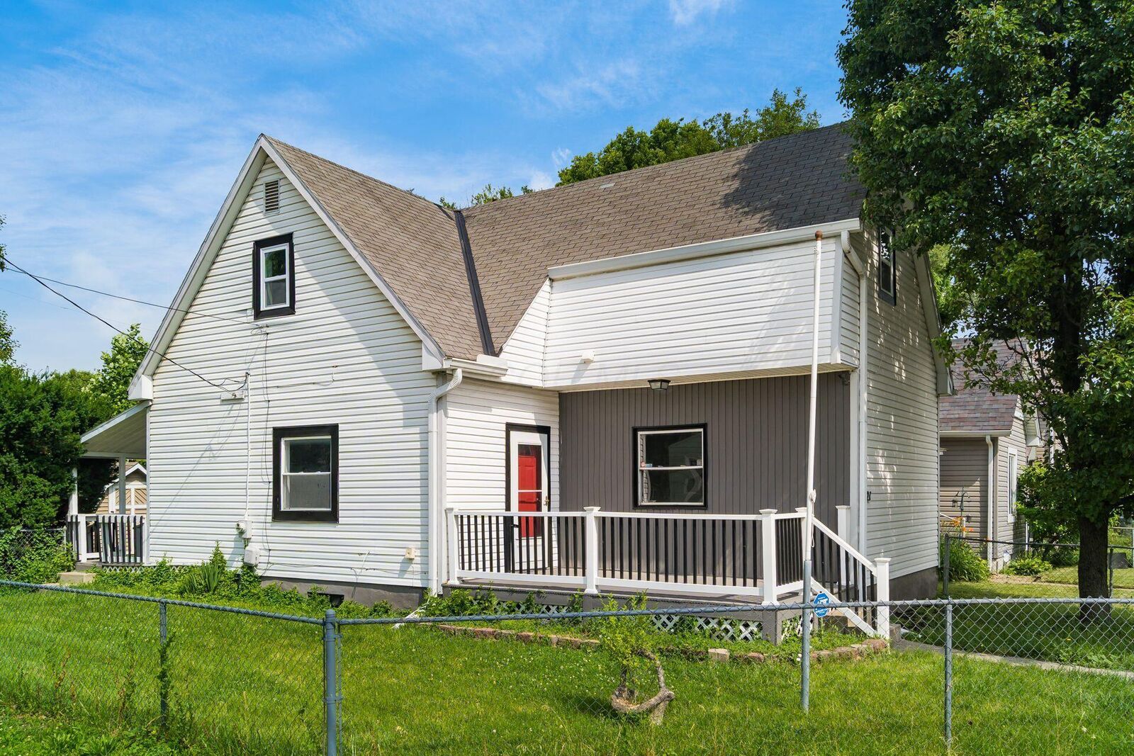 Property Photo:  221 S Yale Avenue  OH 43222 
