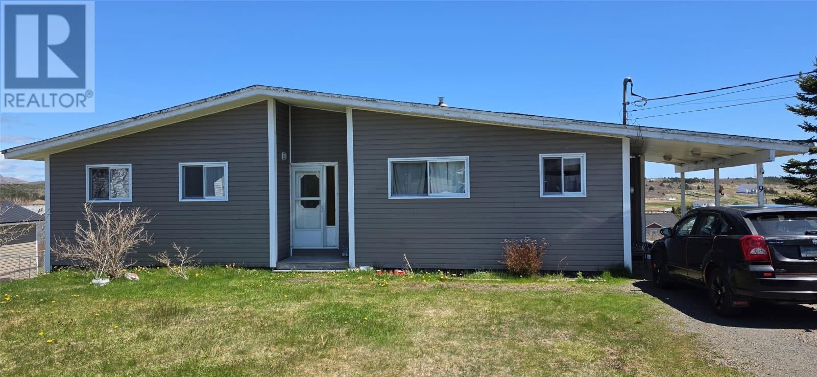 Property Photo: 9 Fairview Crescent NL A0E 2V0