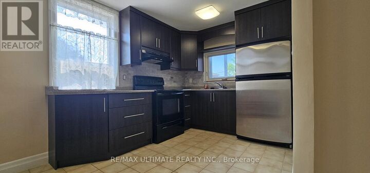 Property Photo: 3 Kane Avenue 2nd Floor ON M6N 3M7