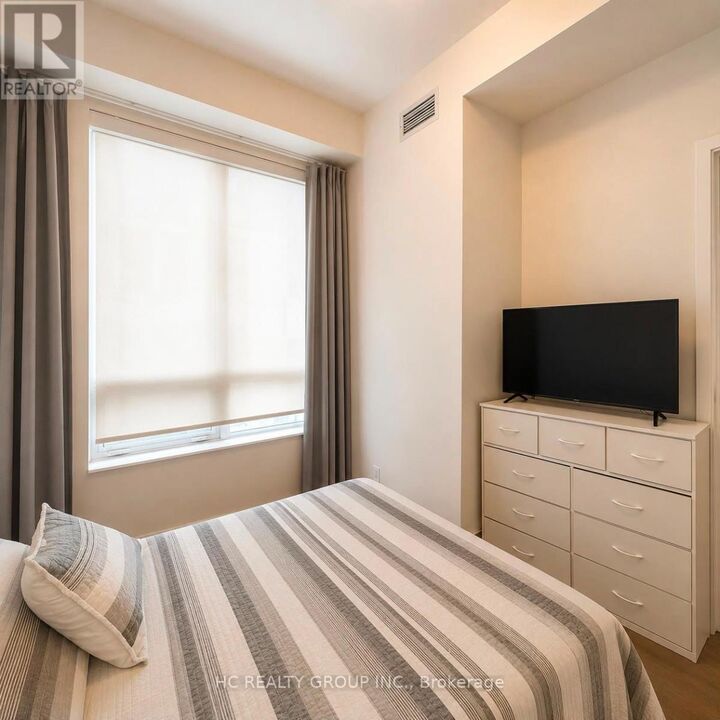 Property Photo:  120 Harrison Garden Boulevard 111  ON M2N 0H1 