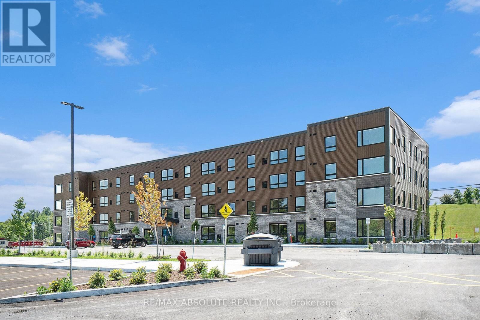 Property Photo:  12B Thomas Street South 204  ON K7S 2J1 
