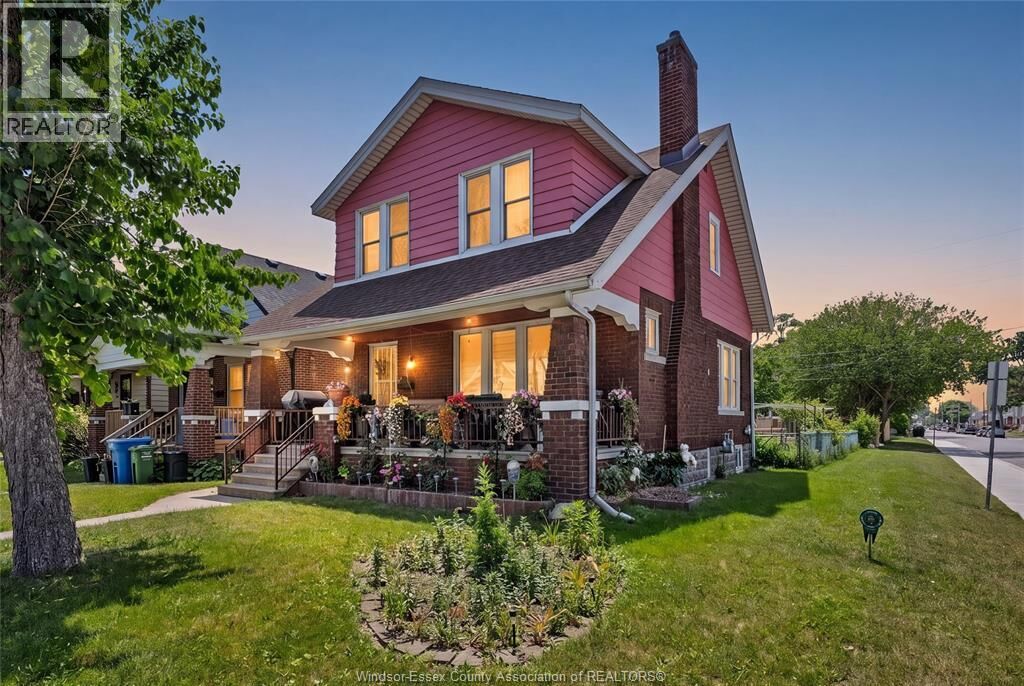 Property Photo:  1407 Hall  ON N8X 4R5 