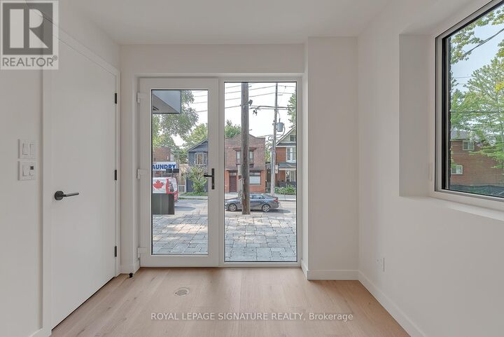 Property Photo:  1254 Davenport Road 1  ON M6H 2G9 