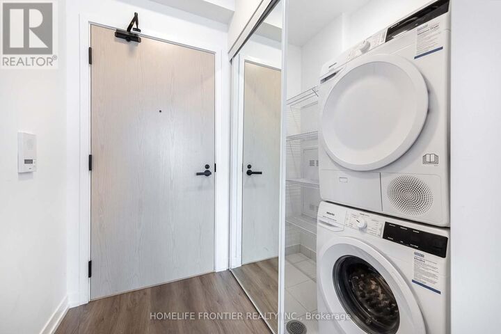 Property Photo:  225 Commerce Street 2305  ON L4K 0R1 