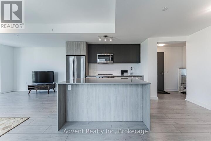 Property Photo:  5858 Yonge Street 915  ON M2M 0C6 