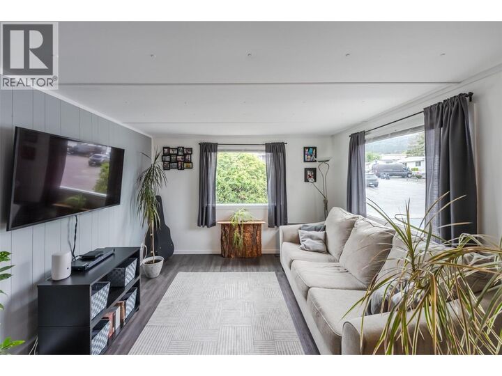 Property Photo:  98 Okanagan Avenue East 56  BC V2A 3J5 