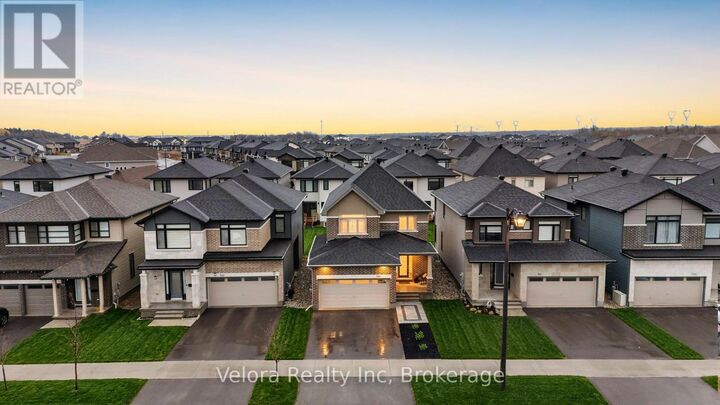 Property Photo:  744 Cope Drive  ON K2S 2P8 